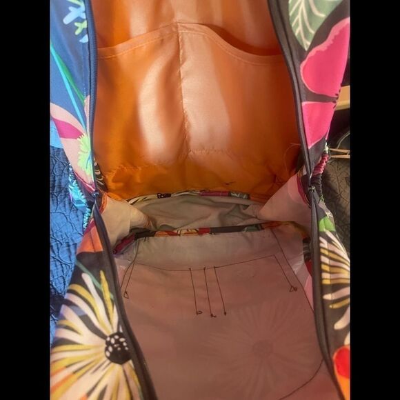 Vera Bradley floral backpack - Picture 5 of 10